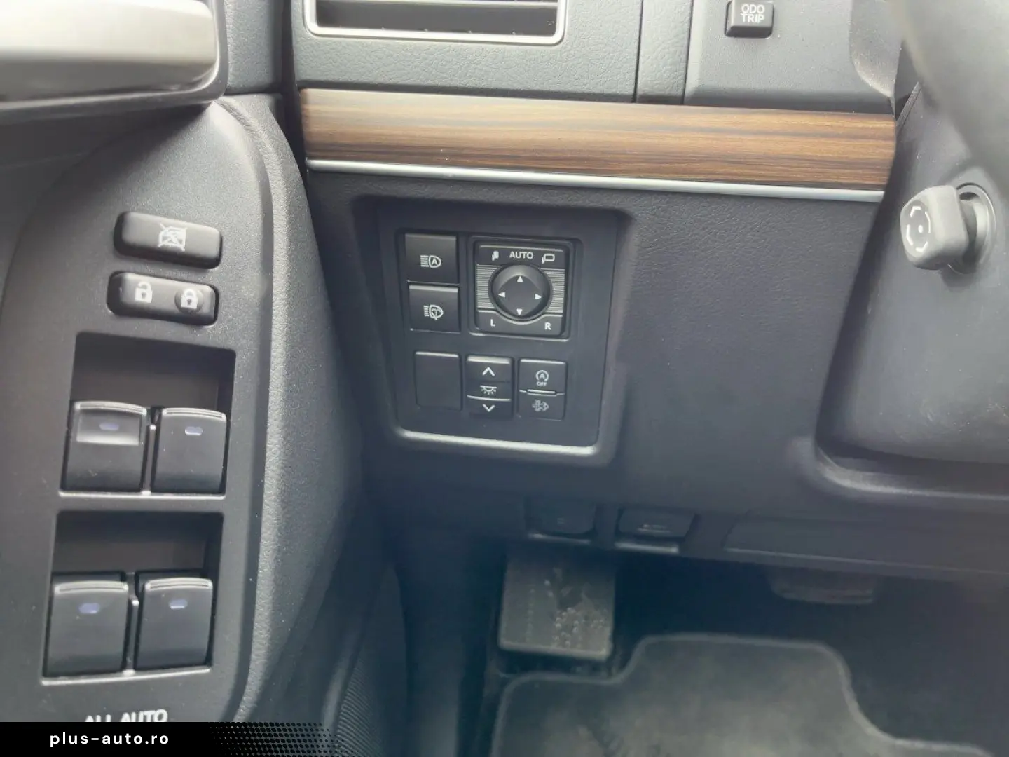 TOYOTA Land Cruiser 2.8D4-D Executive A