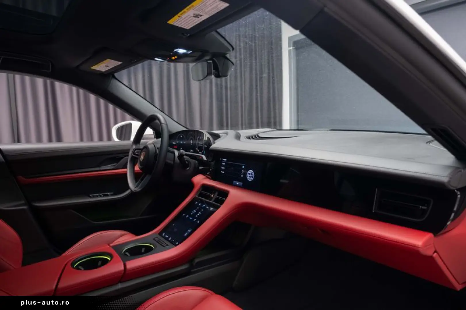 PORSCHE TAYCAN 4 CROSS TURISMO