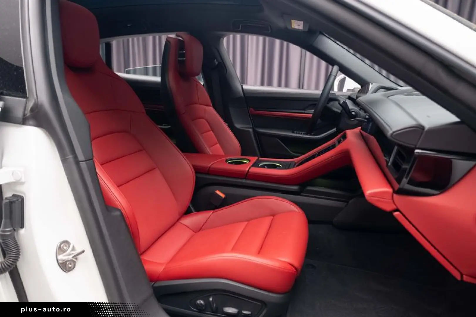 PORSCHE TAYCAN 4 CROSS TURISMO
