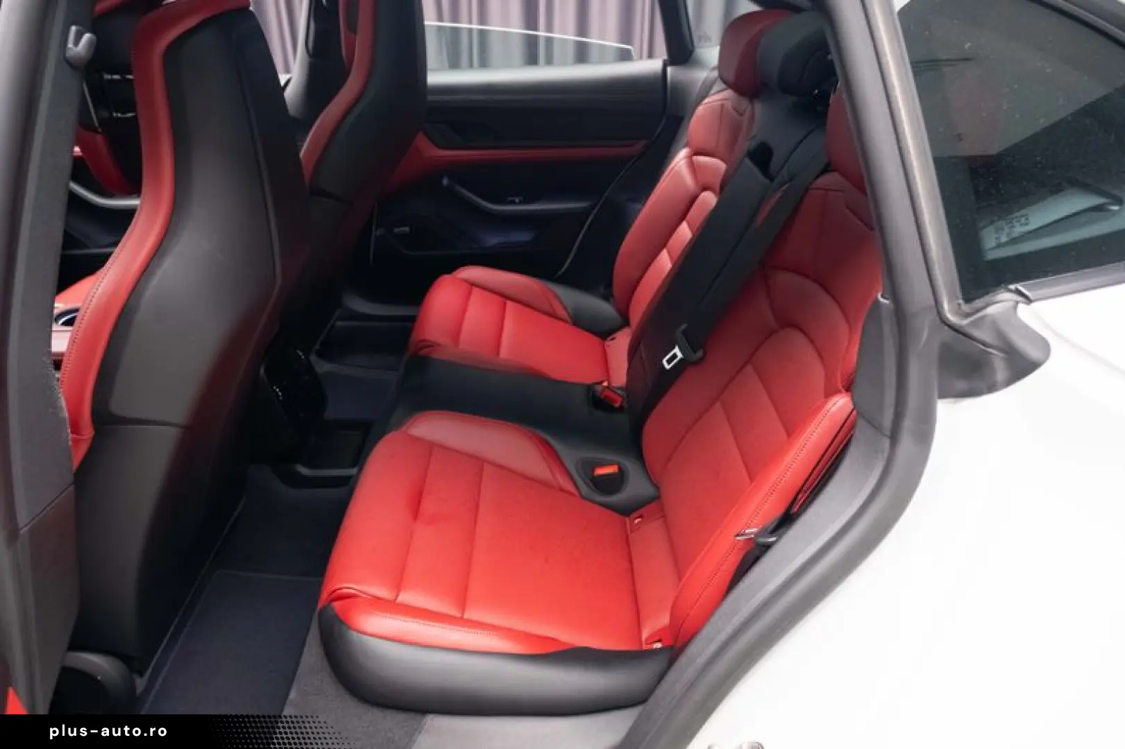 PORSCHE TAYCAN 4 CROSS TURISMO
