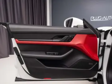 PORSCHE TAYCAN 4 CROSS TURISMO