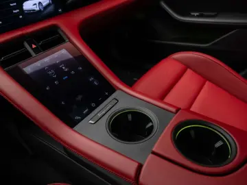PORSCHE TAYCAN 4 CROSS TURISMO