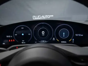 PORSCHE TAYCAN 4 CROSS TURISMO