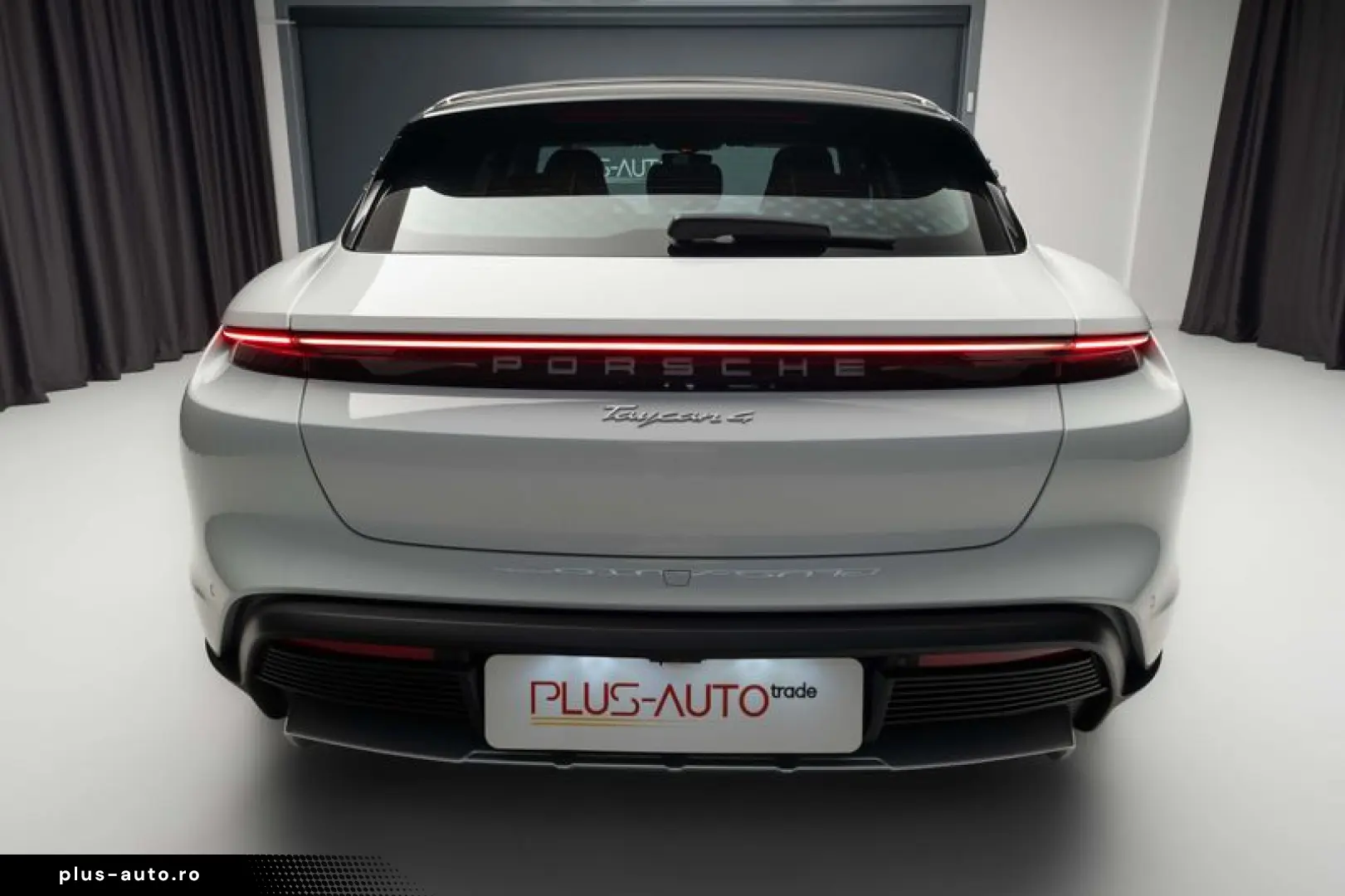 PORSCHE TAYCAN 4 CROSS TURISMO