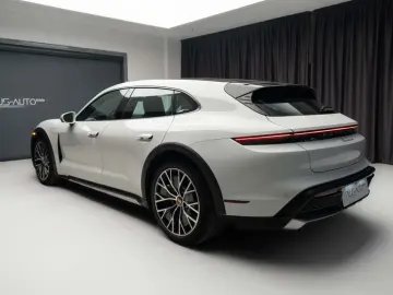 PORSCHE TAYCAN 4 CROSS TURISMO