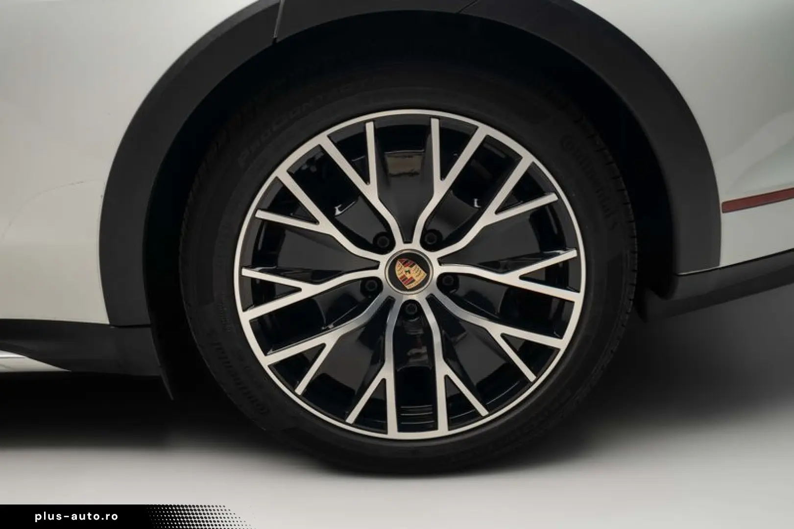 PORSCHE TAYCAN 4 CROSS TURISMO