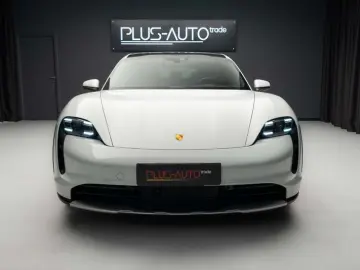 PORSCHE TAYCAN 4 CROSS TURISMO