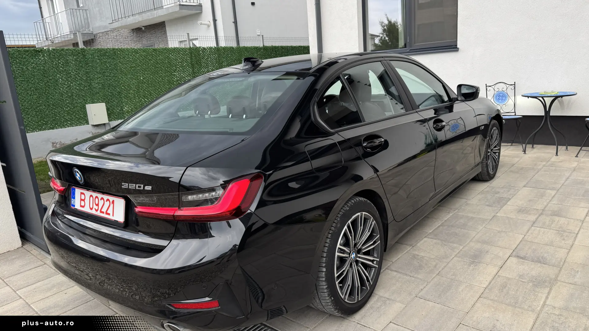 Bmw 320e   Hibryd  High Executive   Piele Maro  Roti M !