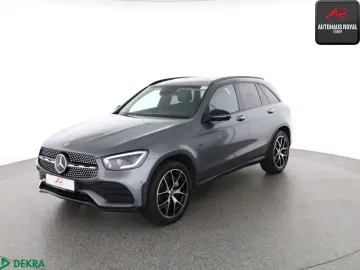 MERCEDES-BENZ GLC 300 de 4M AMG AIRMATIC BURMESTER HUD