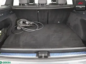 MERCEDES-BENZ GLC 300 de 4M AMG AIRMATIC BURMESTER HUD
