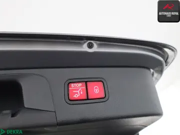 MERCEDES-BENZ GLC 300 de 4M AMG AIRMATIC BURMESTER HUD