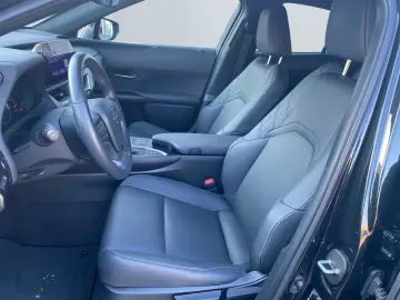 LEXUS UX 250h F SPORT Design  Bi-LED ACC RCam SHZ PDC
