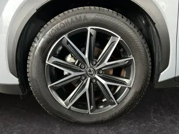 LEXUS LBX FWD Emotion  LED el. Heck SHZ CAM CarPlay PD