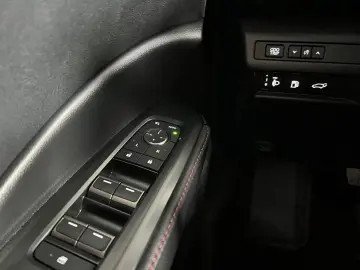 LEXUS LBX FWD Emotion  LED el. Heck SHZ CAM CarPlay PD