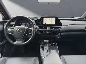 LEXUS UX 250h F-Sport D. 1HD SHZ CARPLAY 15J-GARANTIE