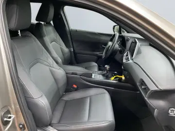 LEXUS UX 250h F SPORT Design  Bi-LED ACC RCam SHZ PDC