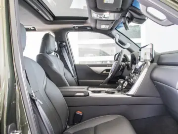 LEXUS LX 600 F SPORT