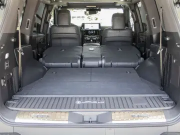 LEXUS LX 600 F SPORT