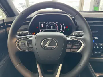 LEXUS LBX FWD  LED ACC Kamera SHZ CarPlay SmartKey PDC