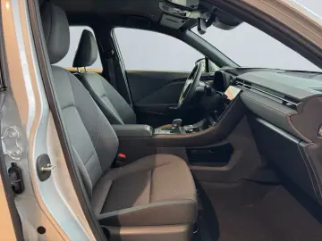 LEXUS LBX FWD  LED ACC Kamera SHZ CarPlay SmartKey PDC