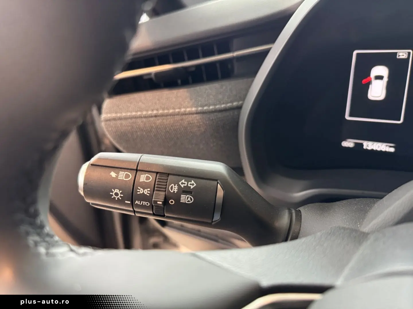 LEXUS LBX FWD  LED ACC Kamera SHZ CarPlay SmartKey PDC