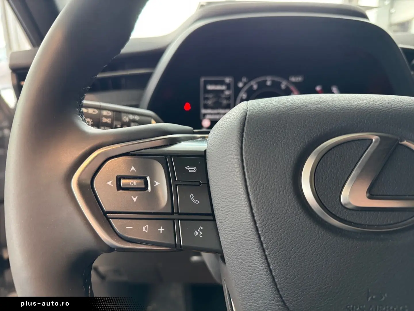 LEXUS LBX FWD  LED ACC Kamera SHZ CarPlay SmartKey PDC