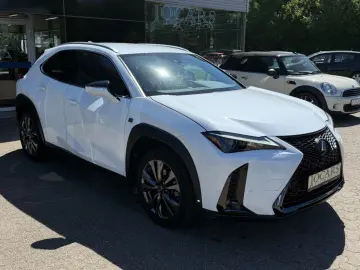 LEXUS UX 250h F-SPORT ACC RFK Car-Play LED 1-HAND