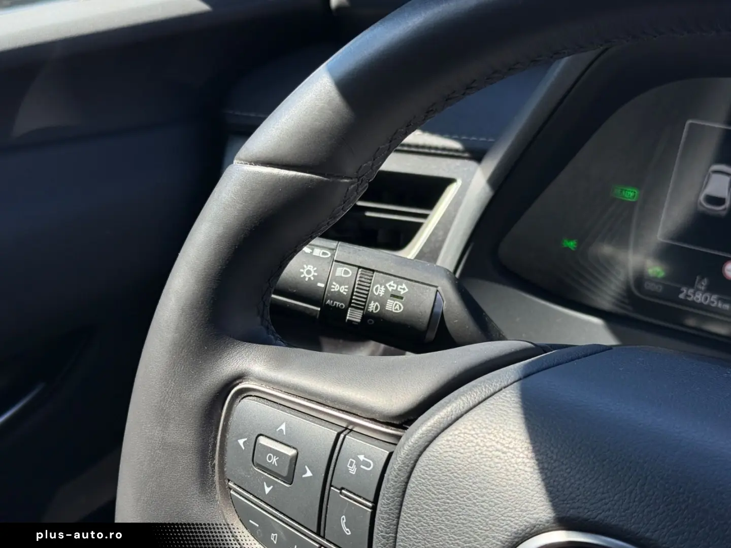 LEXUS UX 250h F-SPORT ACC RFK Car-Play LED 1-HAND
