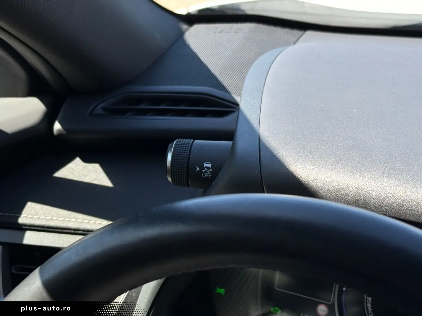 LEXUS UX 250h F-SPORT ACC RFK Car-Play LED 1-HAND