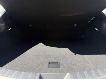 LEXUS UX 250h F-SPORT ACC RFK Car-Play LED 1-HAND