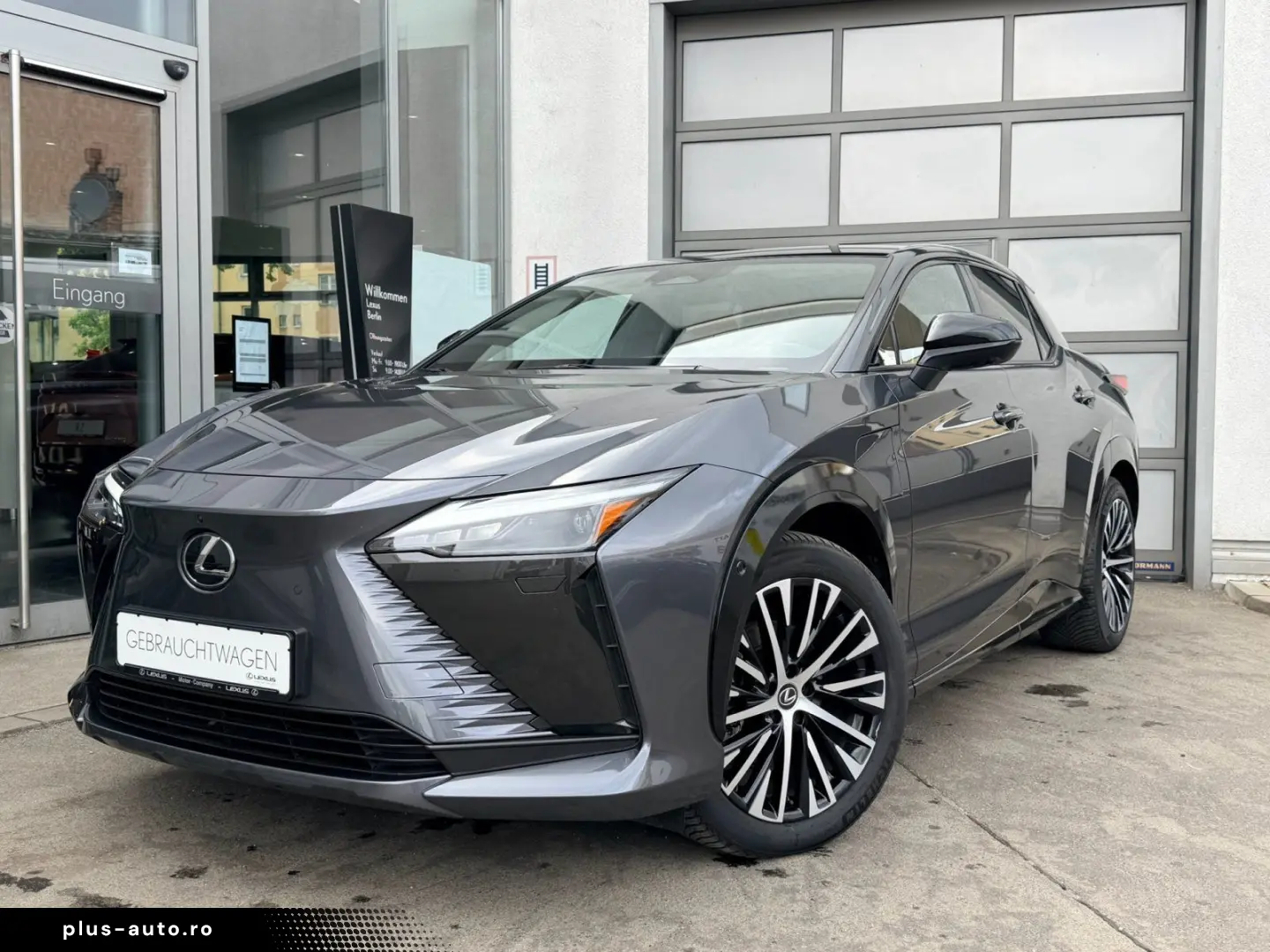 LEXUS RZ450e  DIRECT4 Luxury   All-Wetter-Reifen