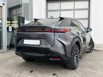 LEXUS RZ450e  DIRECT4 Luxury   All-Wetter-Reifen