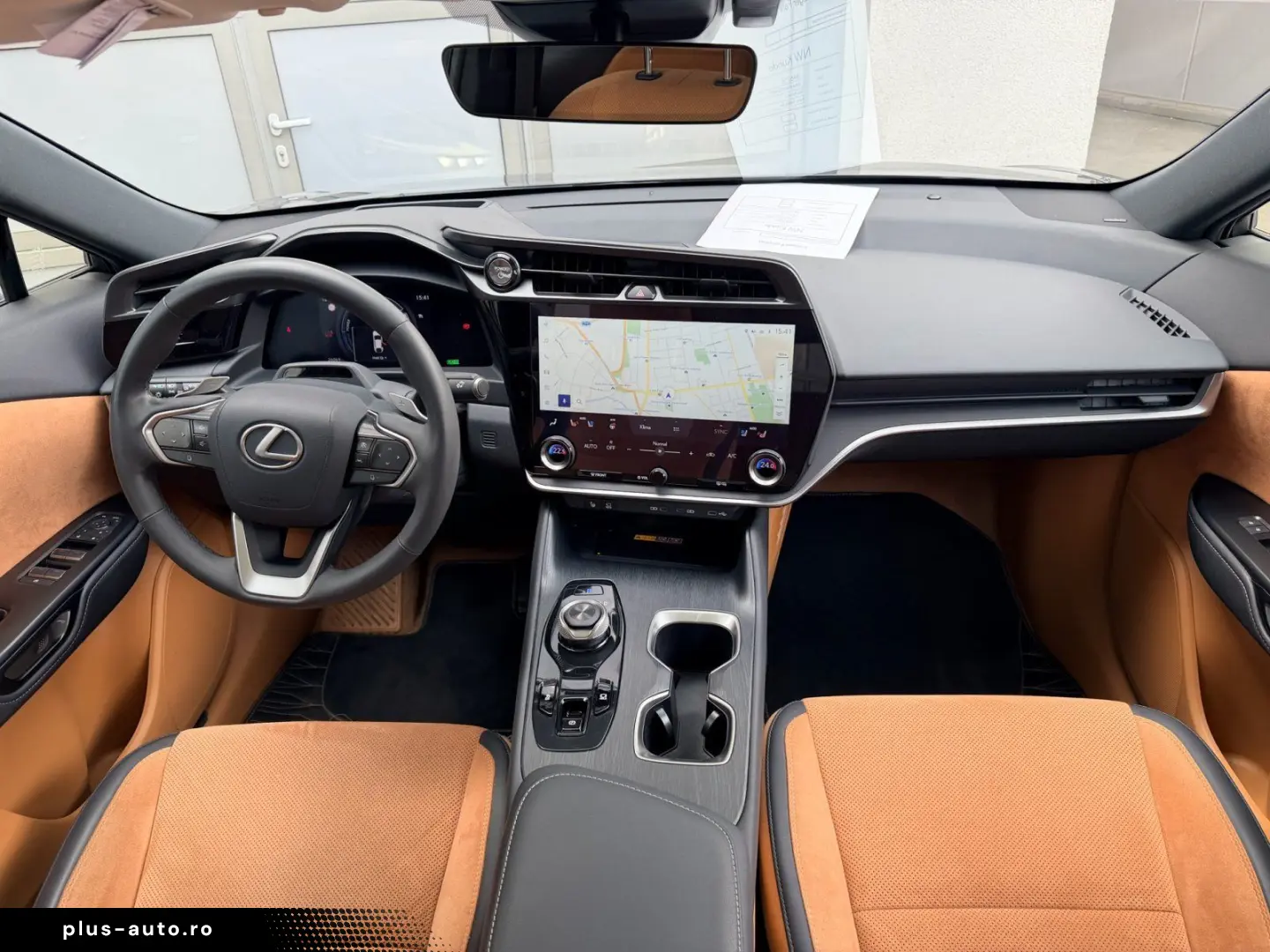 LEXUS RZ450e  DIRECT4 Luxury   All-Wetter-Reifen