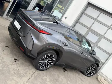 LEXUS RZ450e  DIRECT4 Luxury   All-Wetter-Reifen