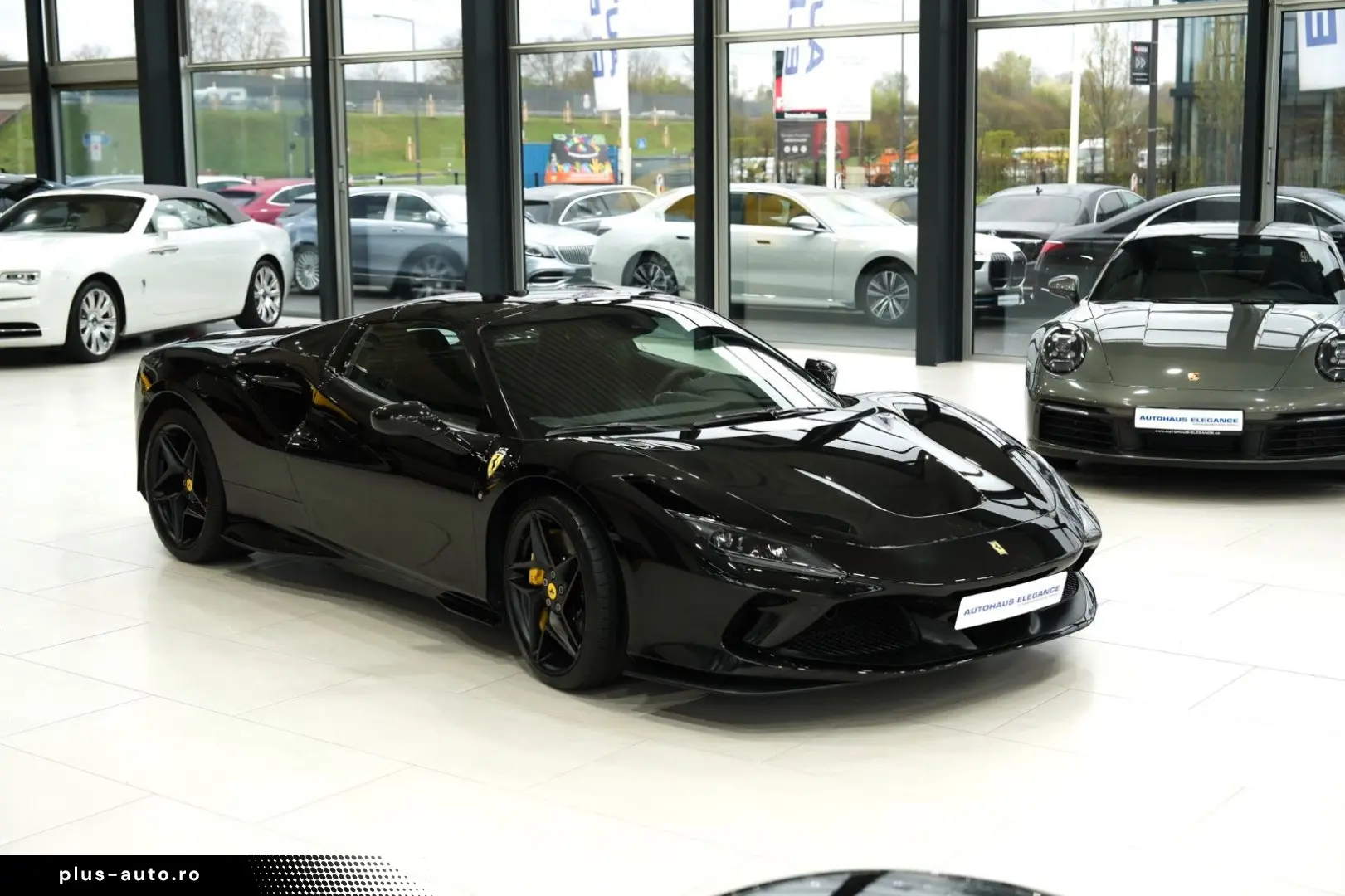 FERRARI F8 Spider RACING-SEATS LIFT PASSENGER-DISPLAY