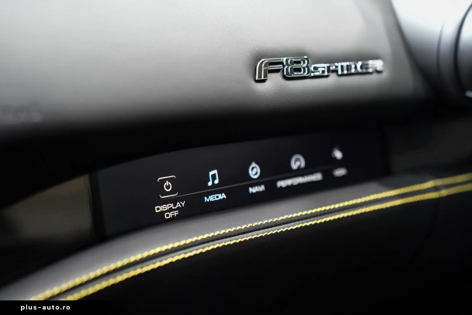 FERRARI F8 Spider RACING-SEATS LIFT PASSENGER-DISPLAY