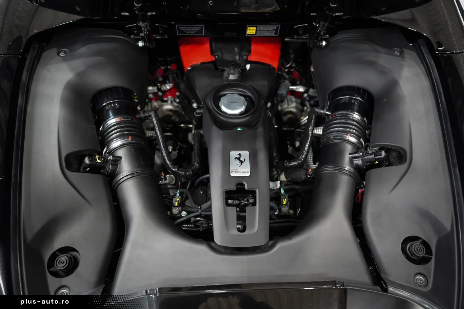 FERRARI F8 Spider RACING-SEATS LIFT PASSENGER-DISPLAY