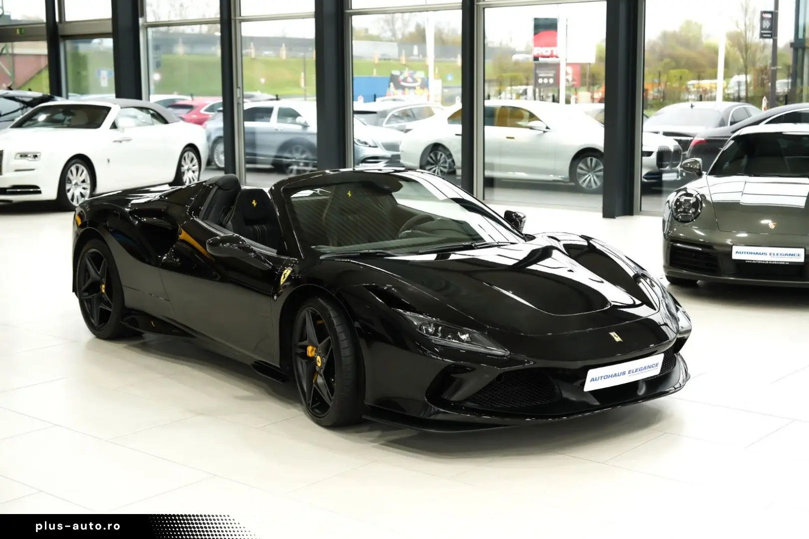 FERRARI F8 Spider RACING-SEATS LIFT PASSENGER-DISPLAY