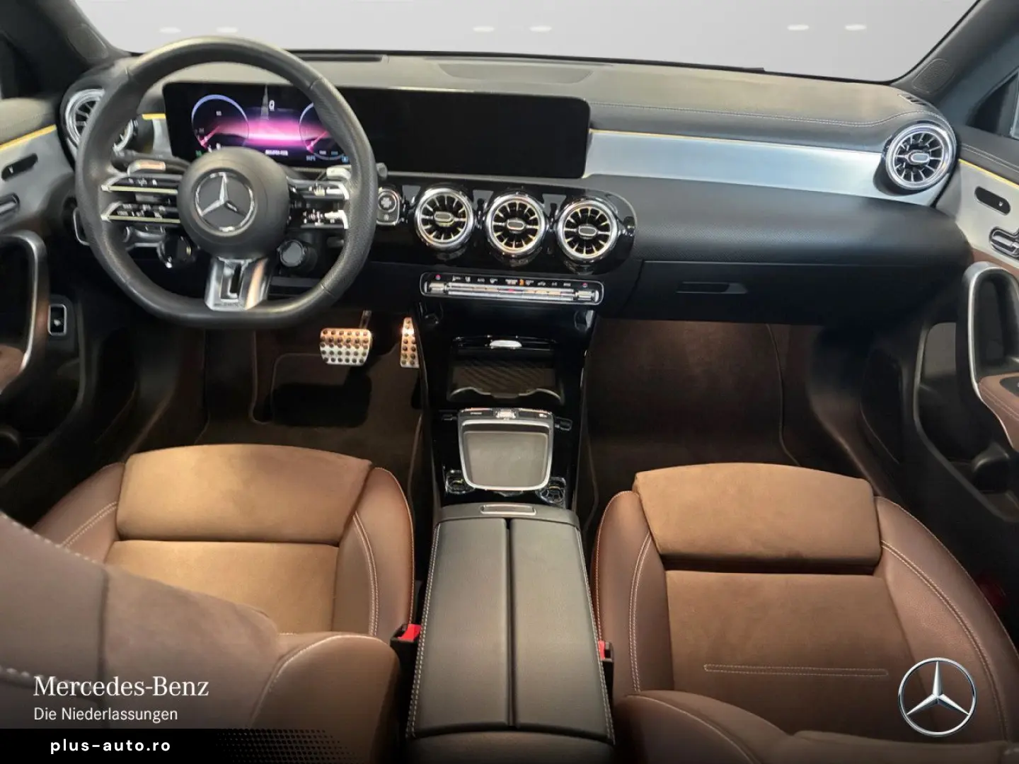 MERCEDES-BENZ CLA 35 4M Cp AMG Prem  AERO Pano Distro 360