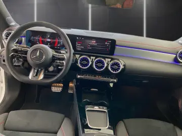 MERCEDES-BENZ CLA 35 AMG 4M Aero Pano HUD Burm STDHZ&hellip;
