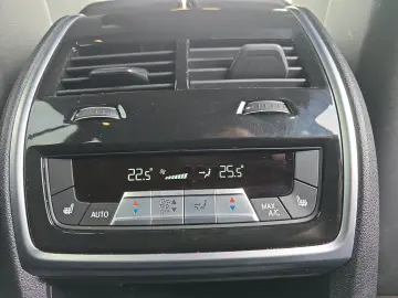 BMW X5 xDr40d MSp Bowers&Wi SoftClose AirSusp Massage Ventil