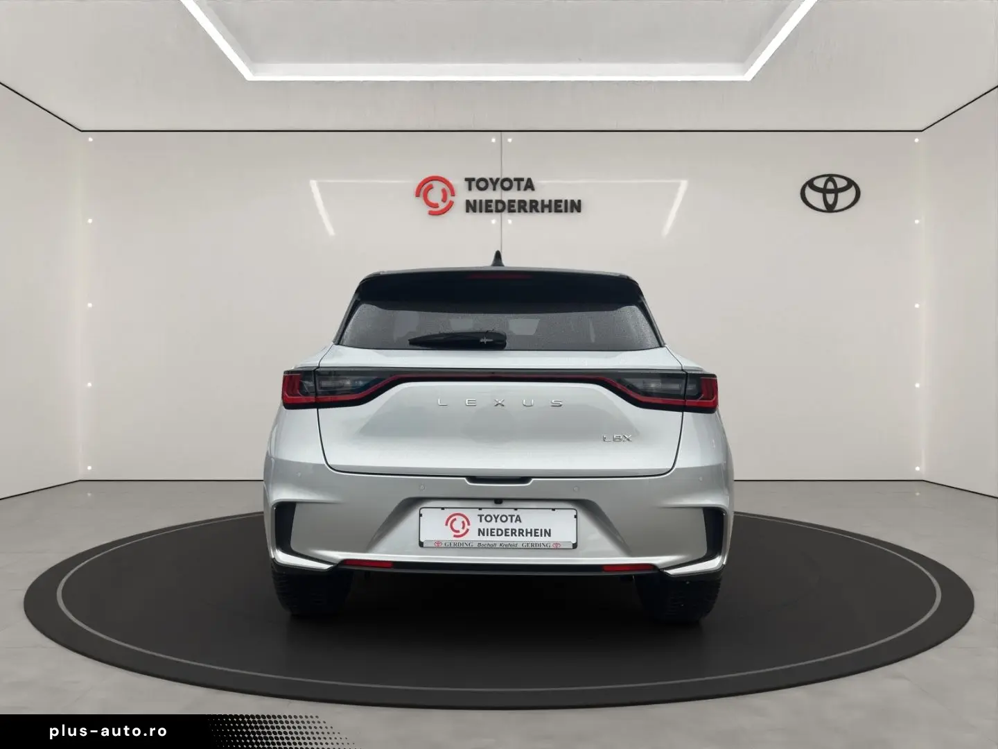 LEXUS LBX FWD Emotion NAVI CARPLAY LED RFK