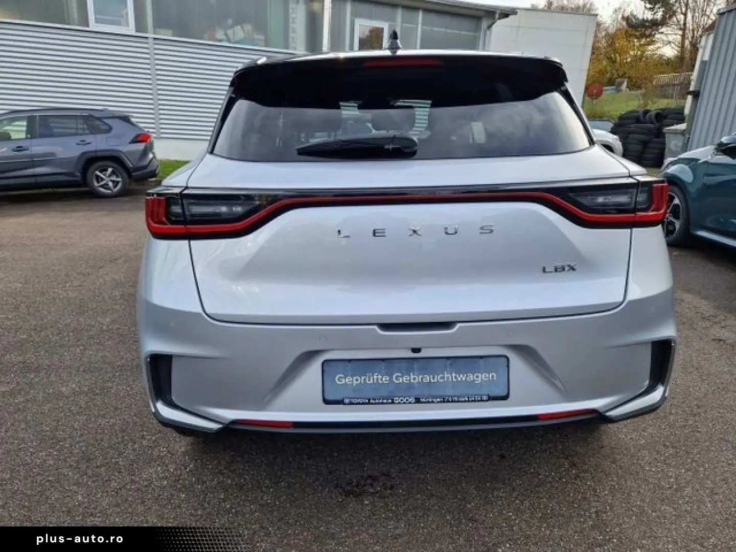 LEXUS LBX FWD Emotion Technologie Paket Navi Digitales