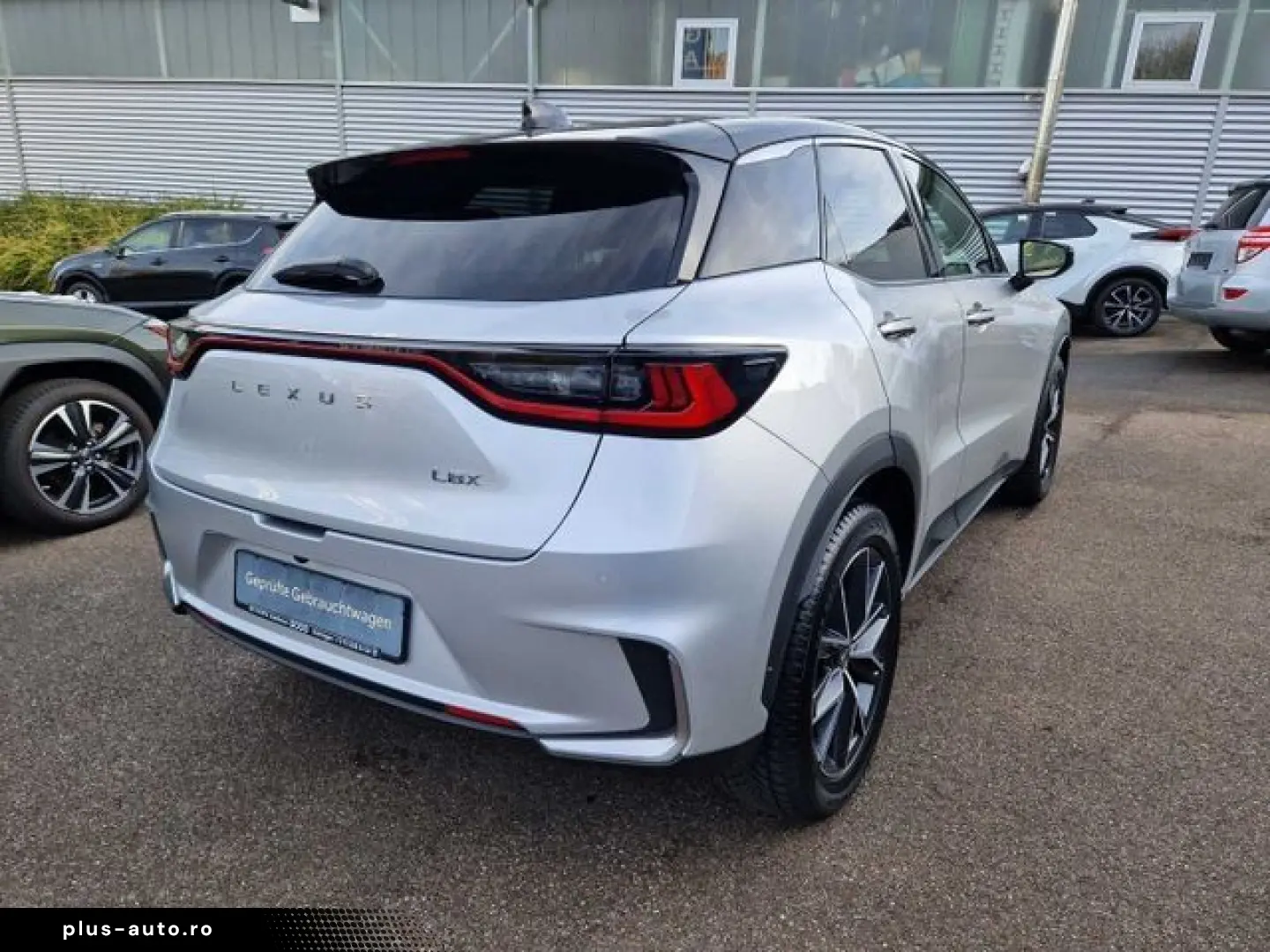 LEXUS LBX FWD Emotion Technologie Paket Navi Digitales
