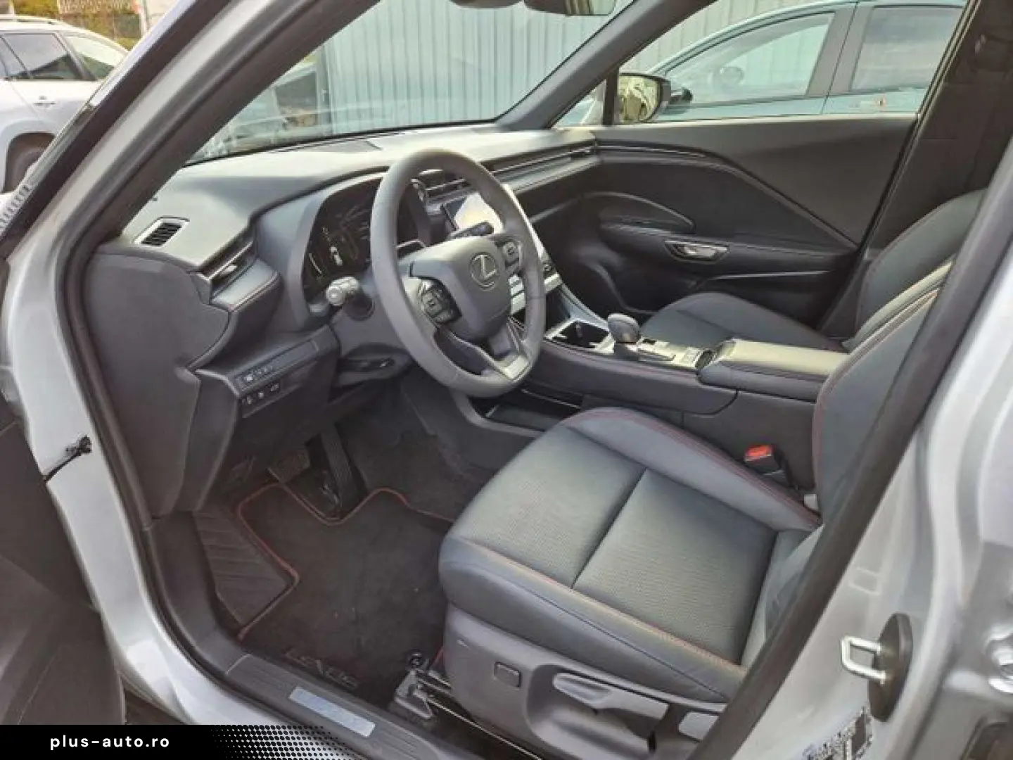 LEXUS LBX FWD Emotion Technologie Paket Navi Digitales
