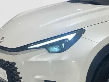 LEXUS LBX 1.5 Hybrid Relax LED KLIMA KAMERA