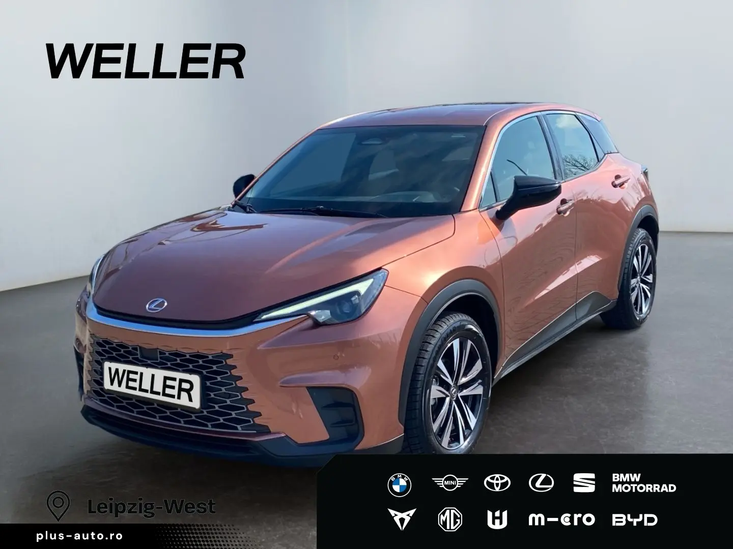 LEXUS LBX FWD  LED ACC RCam SHZ CarPlay SmartKey PDC
