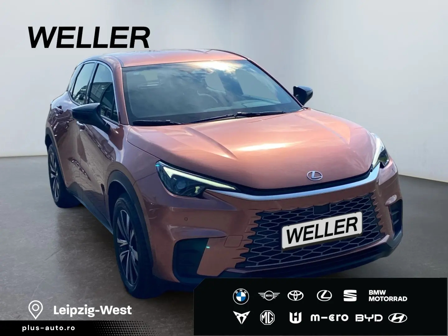 LEXUS LBX FWD  LED ACC RCam SHZ CarPlay SmartKey PDC