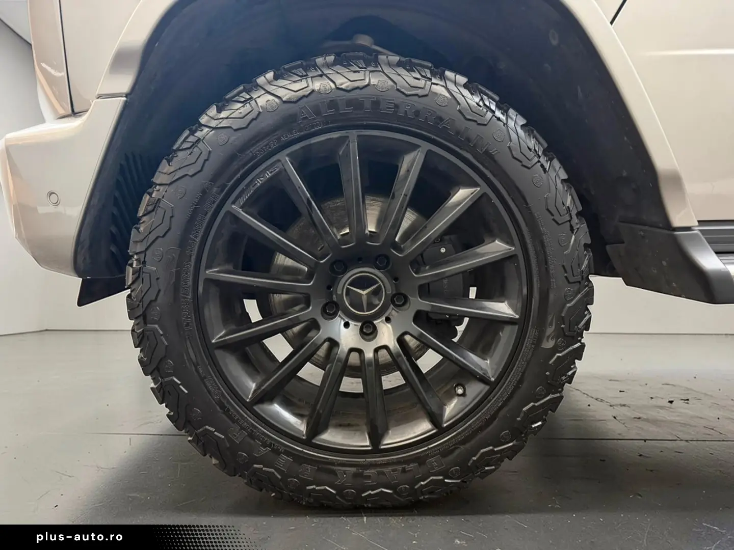 MERCEDES-BENZ G 350d AMG Line Burmester Ventil 360 Sunroof