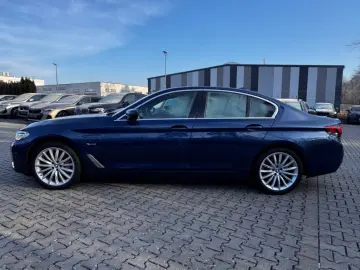 BMW 530e Limousine Individual HUD ventilatie